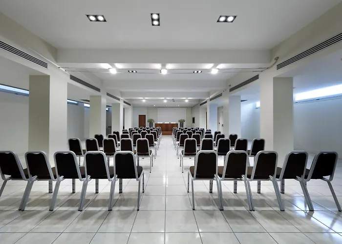 Mercure Centro Saint John Hotel 4*