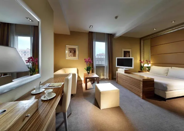 Mercure Centro Saint John 4*