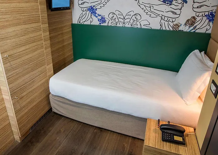 Mercure Centro Saint John Roma