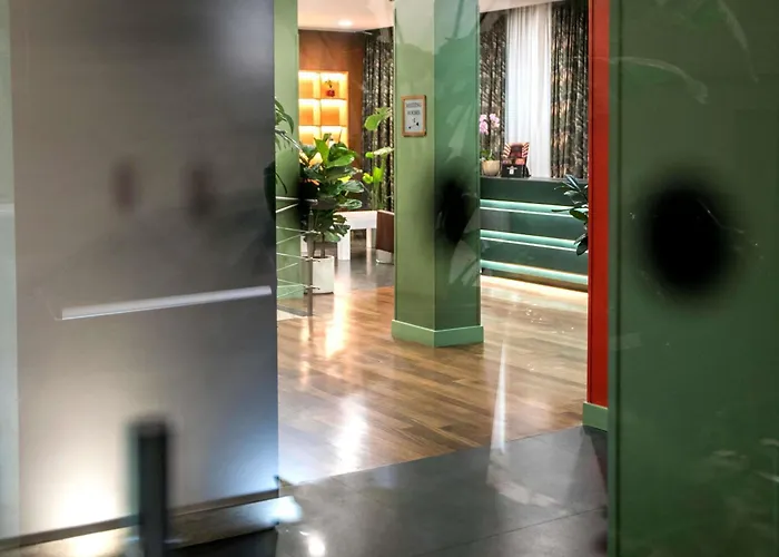 Mercure Centro Saint John Hotel 4*