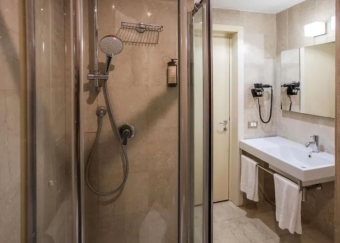 Hotel Mercure Centro Saint John 4*