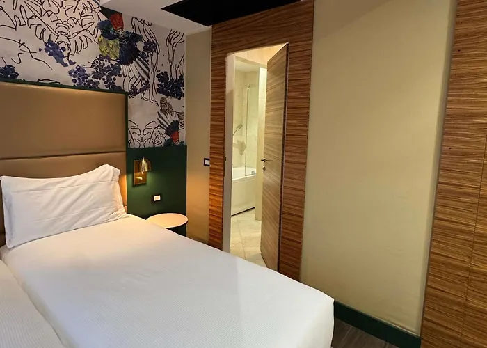 Mercure Centro Saint John Roma